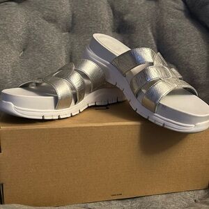 COLE HAAN zero grand slides